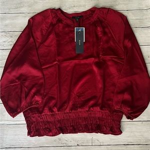 NWT Woman’s Red Dress Shirt Eclair Size Medium